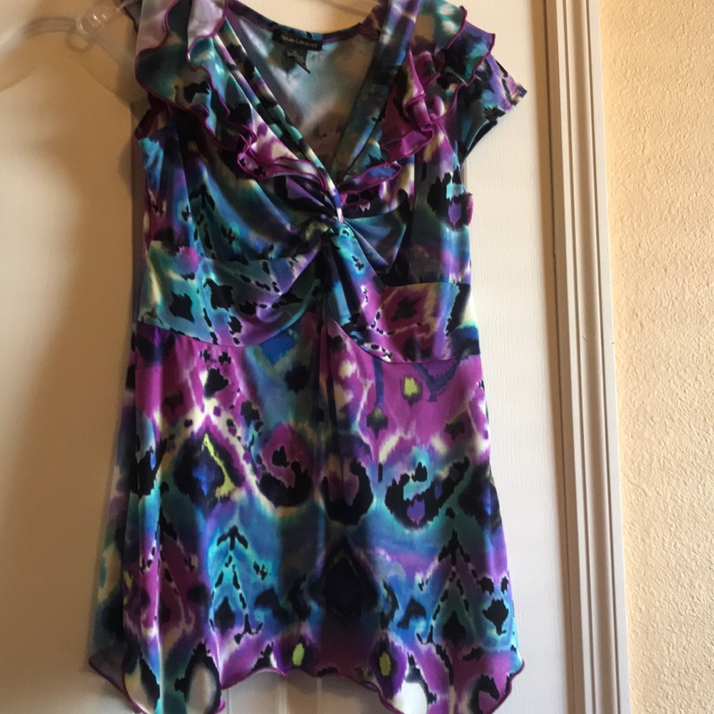 Flirty summer top